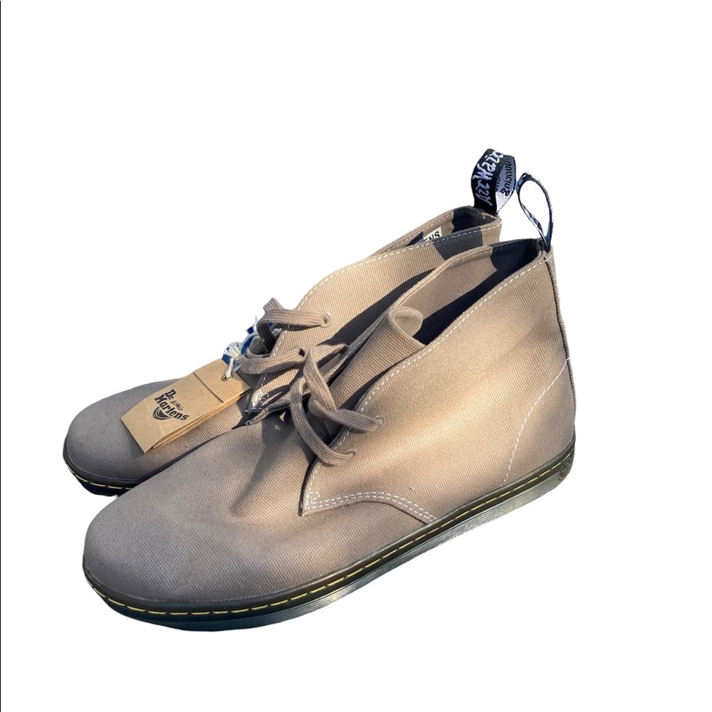NWT Dr. Marten’s Men’s tan canvas lace up boots. Size 10/43. Perfect condition.